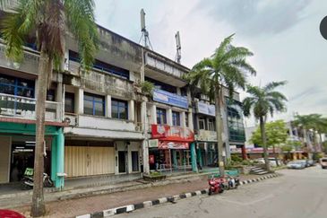 HiCom-Glenmarie Industrial Park