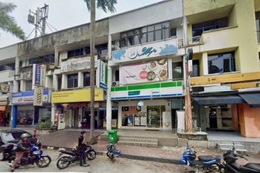 HiCom-Glenmarie Industrial Park