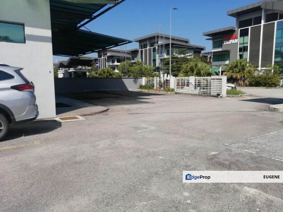 Bukit Jelutong @ Seksyen u8 , Shah Alam, Selangor, Bukit Jelutong