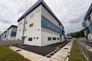 taman industrial 21 seri kembangan @ Balakong Jaya