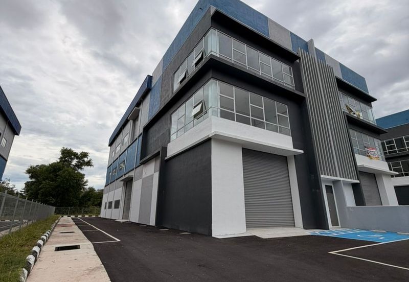 taman industrial 21 seri kembangan @ Balakong Jaya