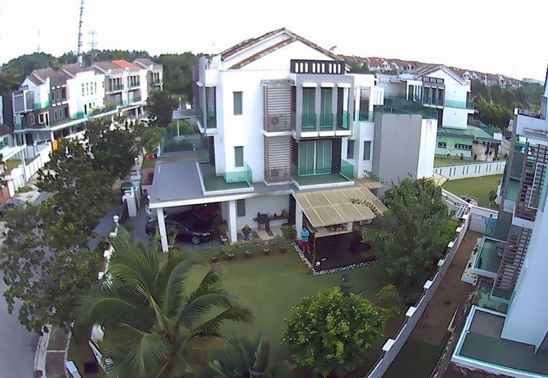 USJ Avenue @ USJ Heights