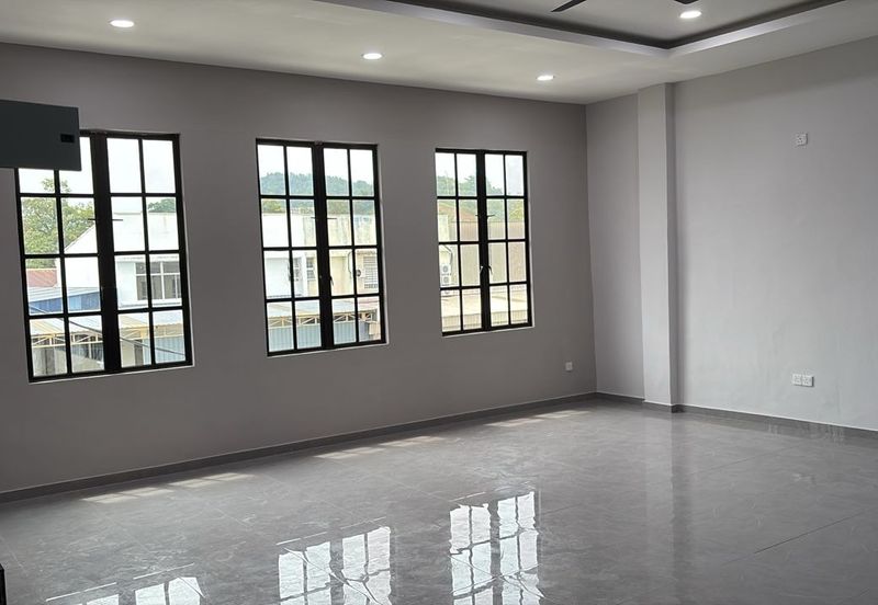 Bukit Beruntung Industrial Park