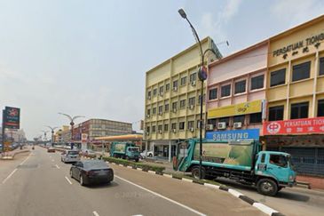 Segamat, Bandar Seberang @ Johor, 4 Sty Shop For Sale