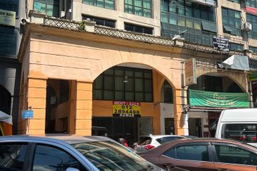 Sentul Raya Boulevard