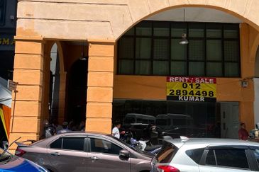 Sentul Raya Boulevard