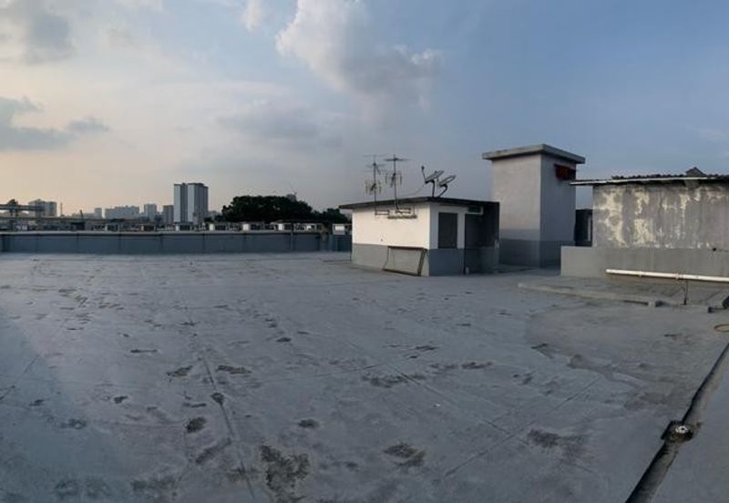 The Trillium @Lake Fields