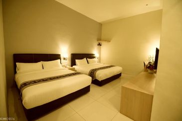 The Trillium @Lake Fields