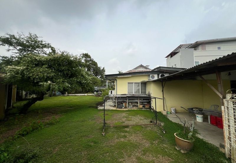 Seksyen 4, Petaling Jaya