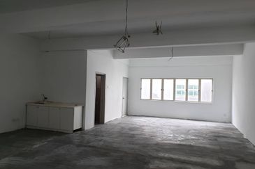 Jalan Metro Perdana Barat