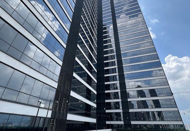 The MET Corporate Towers