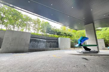 The MET Corporate Towers