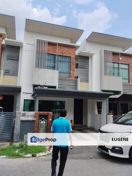 Taman Putra Prima 3E 2 Storey, Freehold Terrace House For Sale, Selangor, Puchong