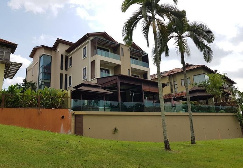 Tropicana Golf & Country Resort