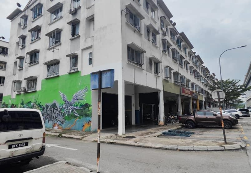 Dataran Otomobil, Seksyen 15