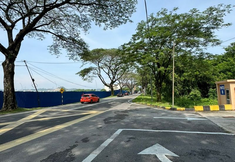 JALAN PUNCAK ALAM JAYA