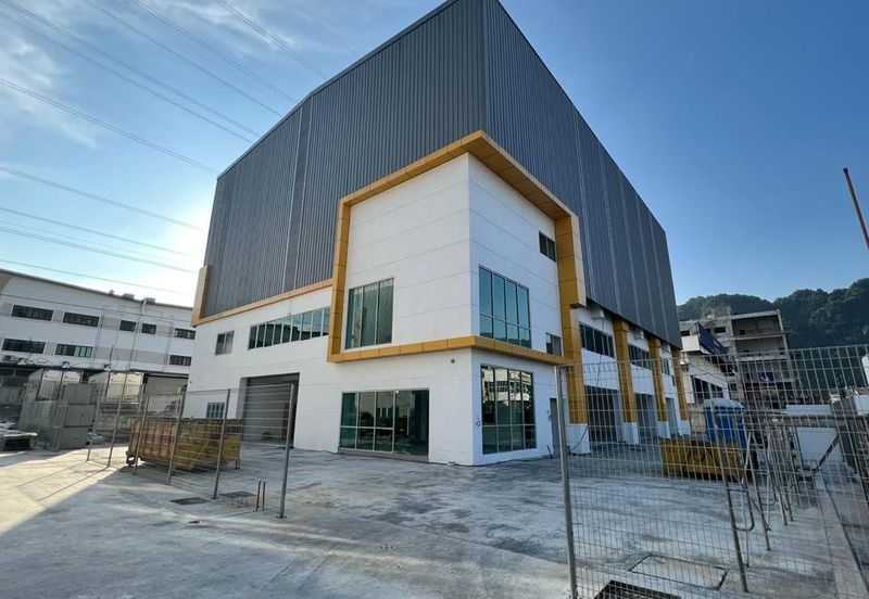 Taman Sri Batu Caves