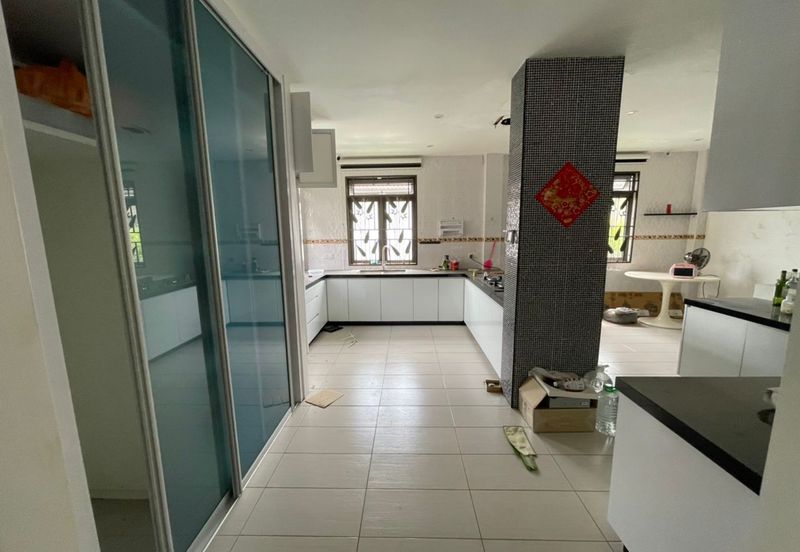 Emerald Garden, Kota Emerald