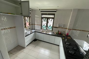 Emerald Garden, Kota Emerald