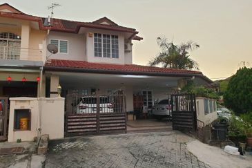 (2 sty Corner) Bandar Puteri @ Puchong 