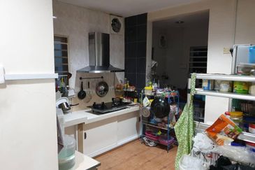 (2 sty Corner) Bandar Puteri @ Puchong 