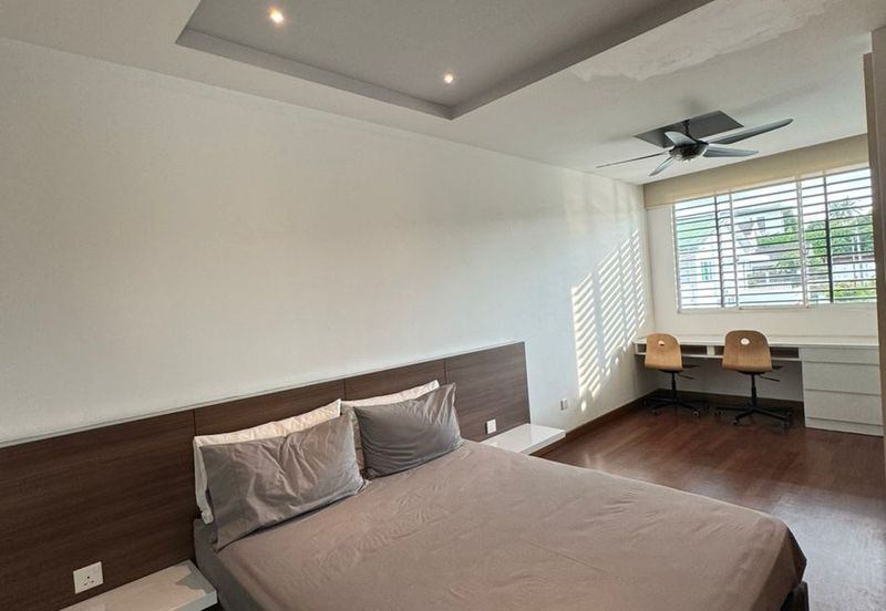 Vista Paramount Residence