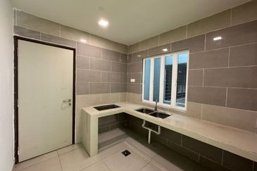 Jalan Tan Sri Abdul Rahman Hashim 5