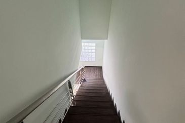 Jalan Tan Sri Abdul Rahman Hashim 5