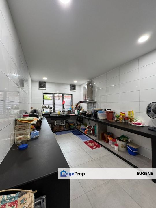 (Corner house) Jalan Zuhrah @ Taman Subang Murni Shah Alam, Selangor, Subang
