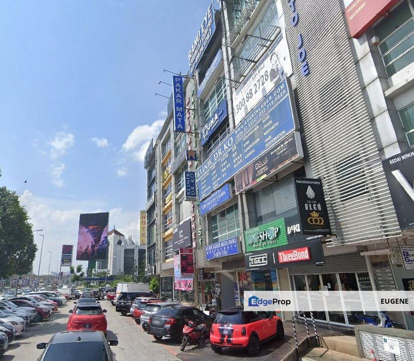 Pusat Perdagagan One Puchong @ IOI Puchong , Selangor, Puchong