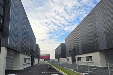 Bandar Bukit Raja @Taipan