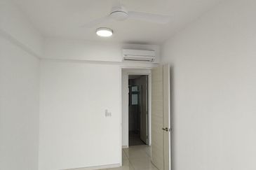 The M @ Medini Macrolink