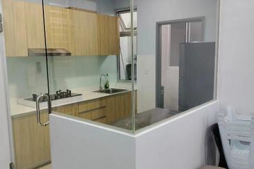 Meridin Bayvue Apartment