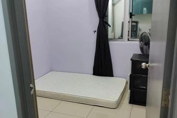 Meridin Bayvue Apartment