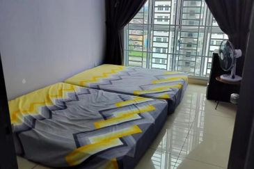 Meridin Bayvue Apartment