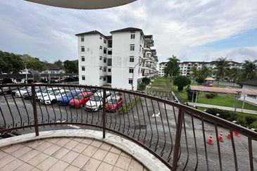 Selesa Puteri Condominium