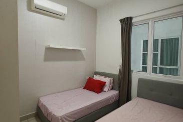 The Pinnacles (Pinnacle Tower)