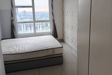 The Pinnacles (Pinnacle Tower)