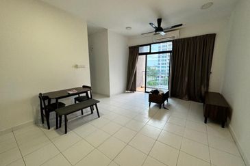 Seri Austin Luxury Apartment