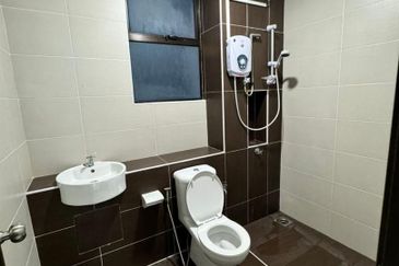 Seri Austin Luxury Apartment