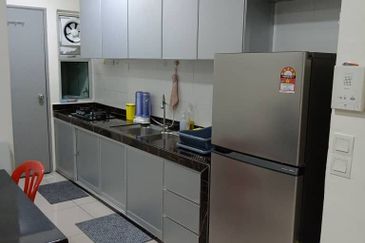 Dedaun Hijau (Greenfield Regency)