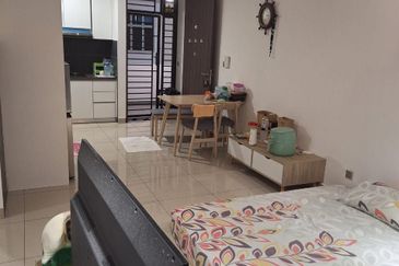 SKS Habitat Apartment, Larkin