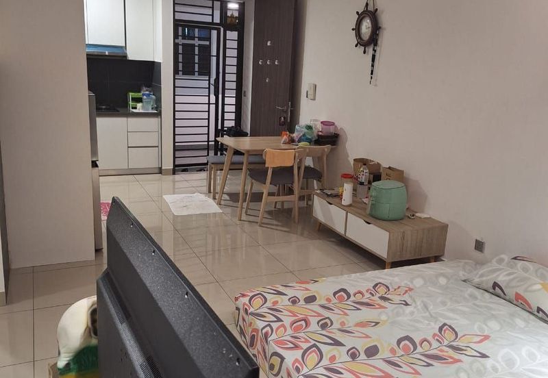 SKS Habitat Apartment, Larkin