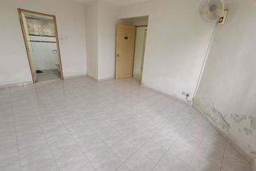Seri Mutiara Apartment, Bandar Baru Seri Alam