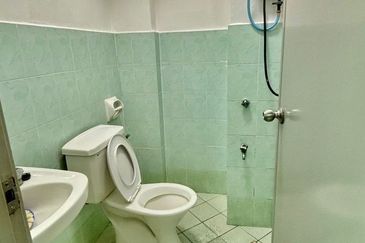 Bayu Puteri Apartment