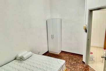 Bayu Puteri Apartment