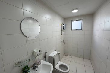 Dedaun Hijau (Greenfield Regency)