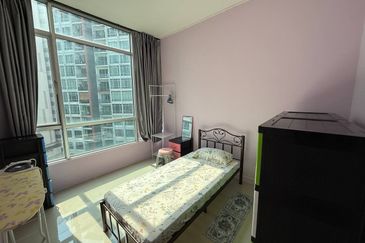 Dedaun Hijau (Greenfield Regency)