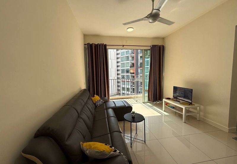 Dedaun Hijau (Greenfield Regency)