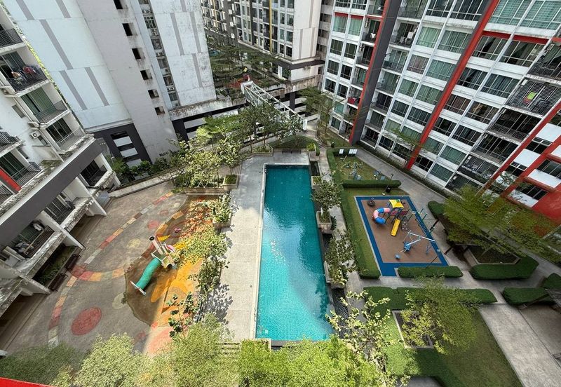 Dedaun Hijau (Greenfield Regency)